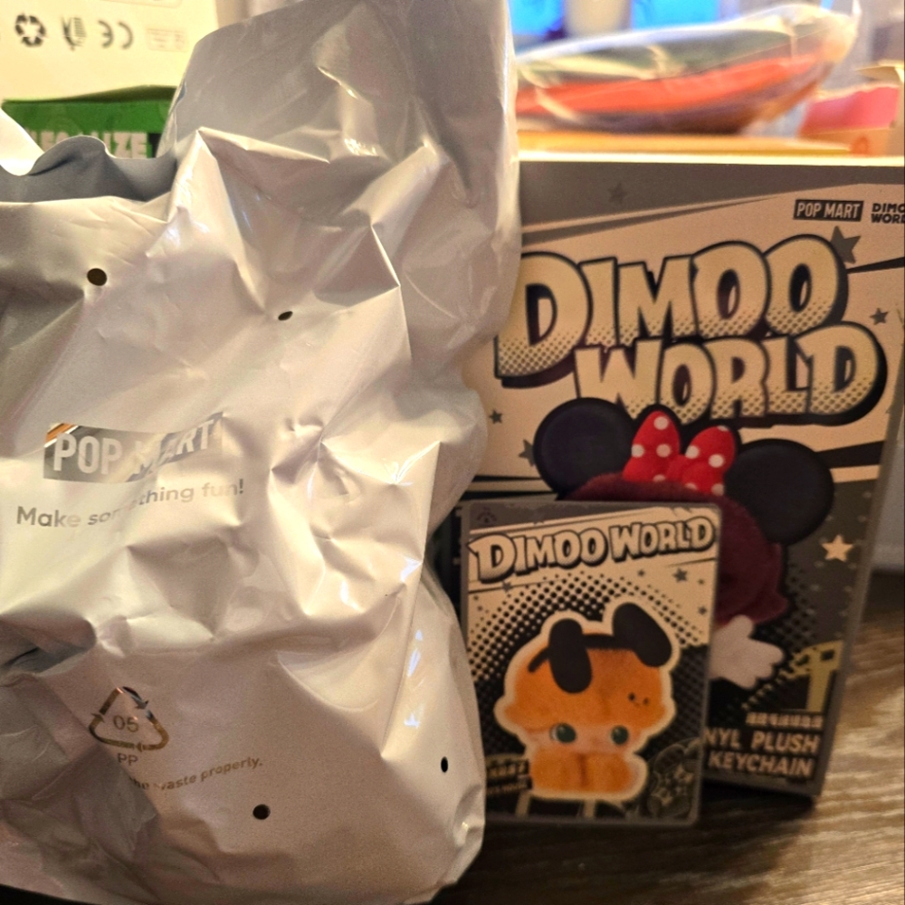 DISNEYDimoo Pluto World Vinyl Plush Keychain